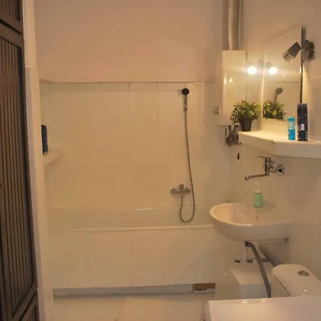 W Cichym Mieszkaniu 50m Od Rynku Homestay szállás *