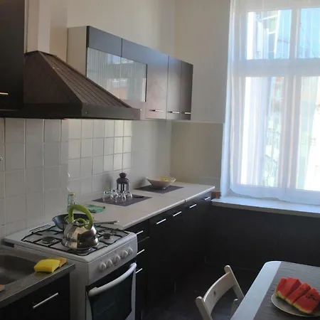 W Cichym Mieszkaniu 50m Od Rynku Homestay szállás